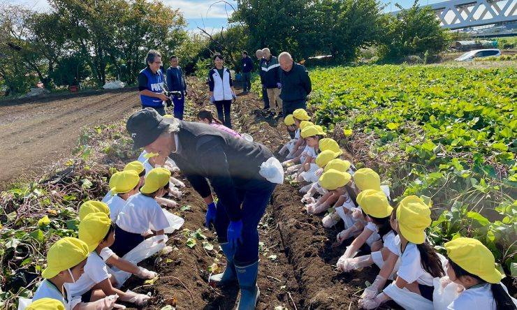 年長　お芋ほり遠足！！